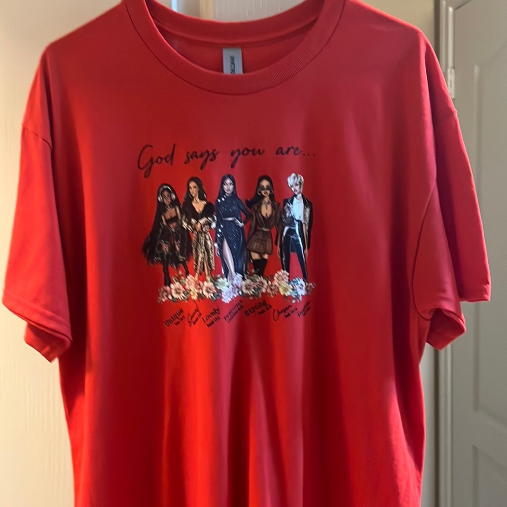 Gildan red T-shirt, brand new